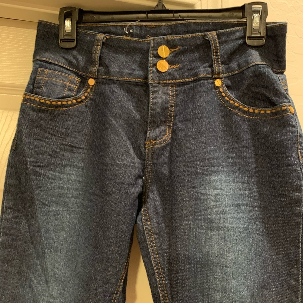 Queen jeans size 11  fashion jeans 28x30